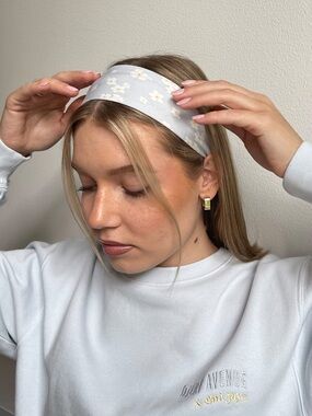 NWT Djerf Dream Cake Headband